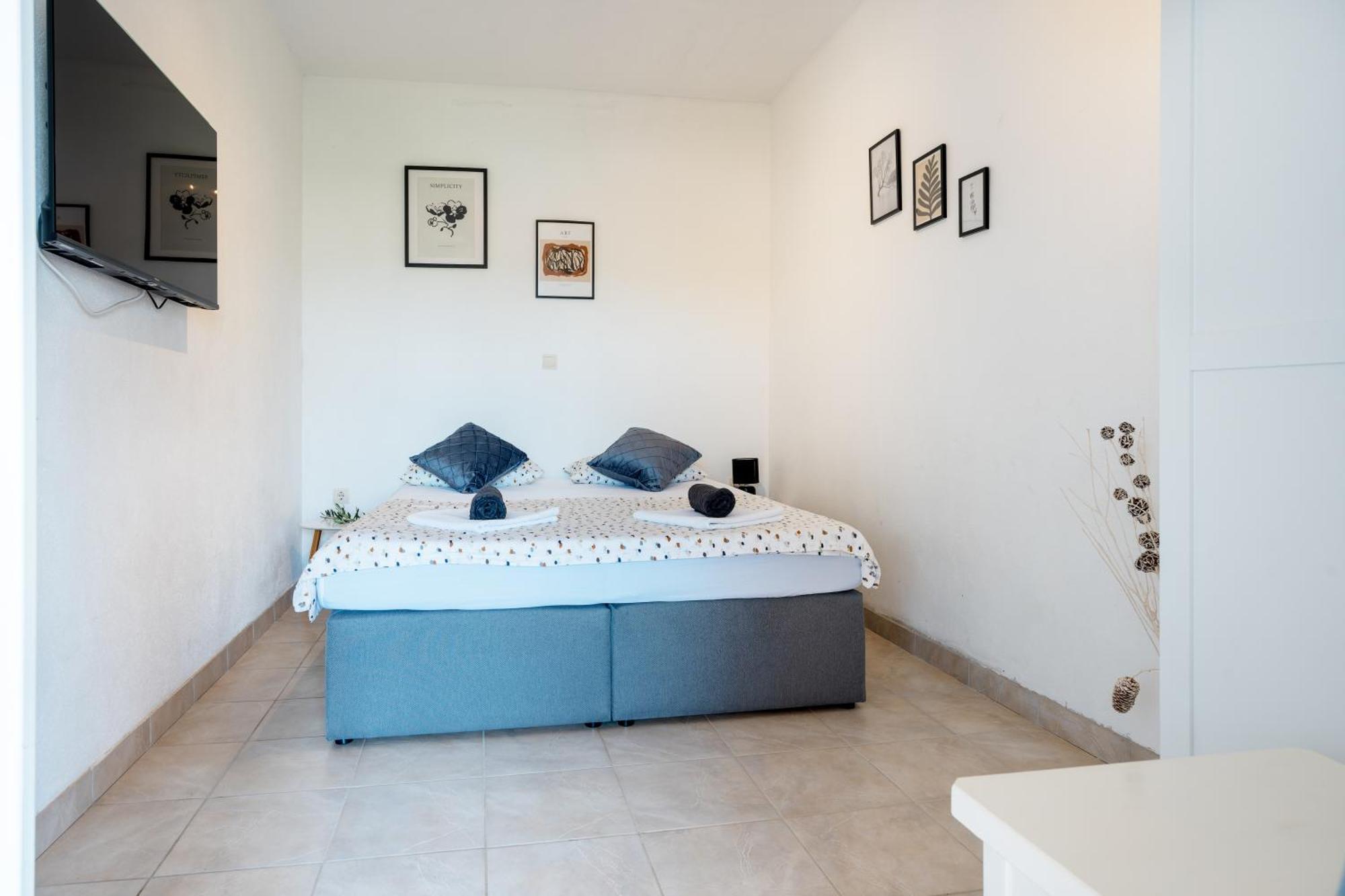 Sunsett2 Apartment สลาโน ห้อง รูปภาพ